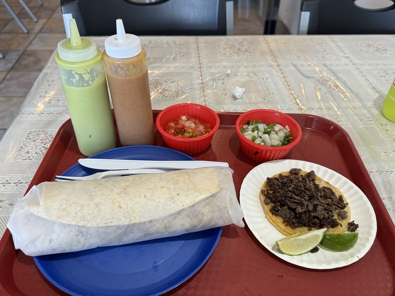 Taqueria Casas food